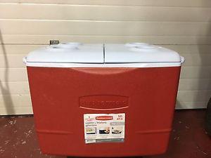 Rubbermaid cooler never used.