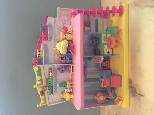 Shopkins Happy Places House & Figurines