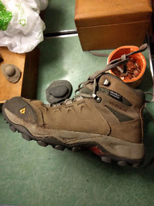 Vasque Women's Vista Hiking Boots