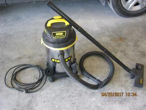 stanley wet and dry vac