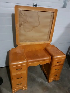 vintage vanity