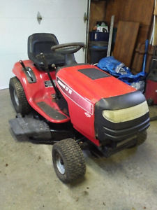 14.5 hp  Jonsered Lawn Tractor
