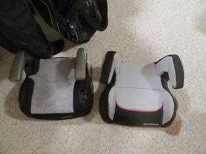 2 Child car booster seats