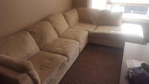 2 PIECE SECTIONAL COUCH