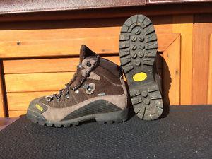 Asolo Womens Gortex Hiking Boots