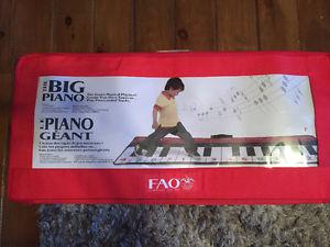 Big play piano