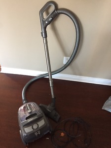 Bissell Bagless Canister Vacuum