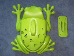 Boon Frog Bath Pod