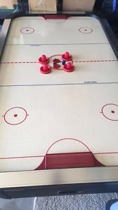 Harvard air hockey table