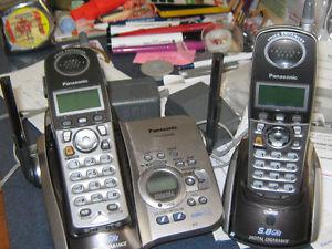 Home Panasonic wireless 2 handset phone answering system