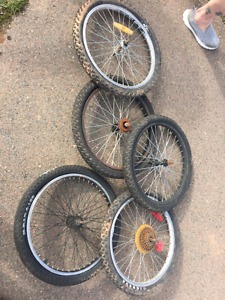 Kids bike tires