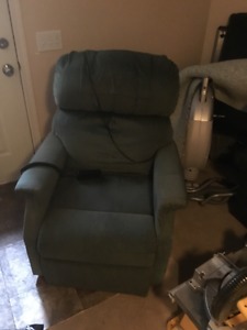 Lazy boy incliner/ recliner chair.