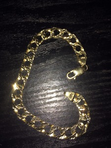 Men's Cuban Link Diamond Cut Gold Bracelet!!!