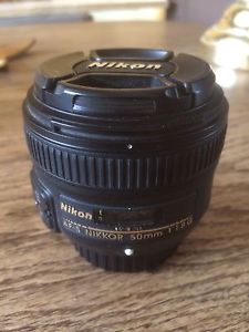 Nikon Nikkor 50mm 1:1.8 prime lens
