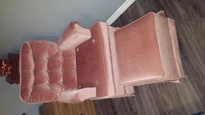 Rocking chair with ottoman