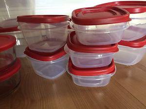 Rubbermaid and Pyrex containers