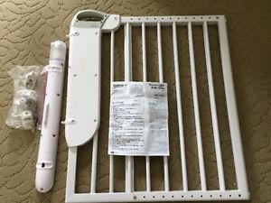 SAFETY FIRST BABY GATE