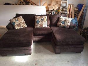 Sectional/Couch with ottomans