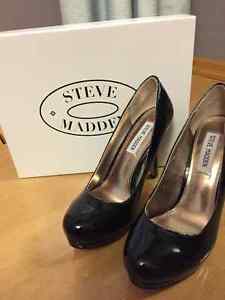 Steve Madden Black heels
