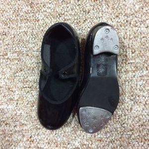 Tap dance shoes – kids size