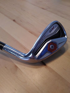 Taylor made R11 pitching wedge - right, regular flex