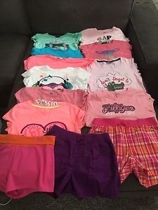 Tops &shorts lot size 9-10y