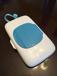 Travel baby wipes container