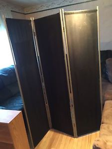 Wall divider
