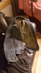 Wanted: Men's jean jacket xs