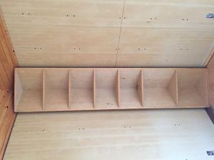 Wood corner shelf