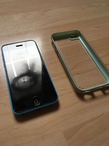 iPhone 5c (8 GB) + case (Koodo mobile)