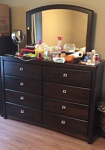 8 Drawer Dresser - with mirror