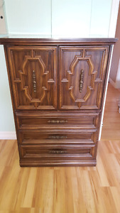 Antique armoire $100