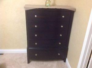 Chest Drawer and 2 Side Lamps