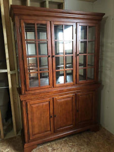 Dining set with Buffet/Hutch