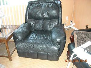 Free Bllk Leather Recliner...