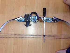 Hoyt USA autographed compound bow May Trade for 