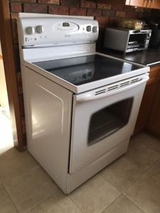 Maytag Self Cleaning Ceramic Top - Excellent Condition!