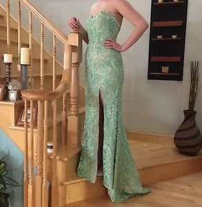New prom dress with price tag still on it!!