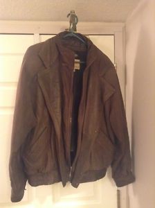 OFFERS!!! Leather jacket w/ thinsulate lining