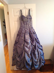 Prom dress for sale