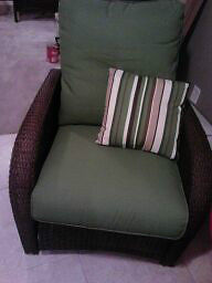 Recliner- casual brown base/green