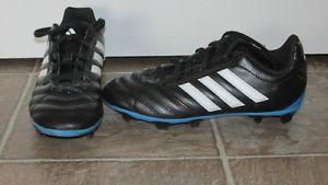 Soccer cleats