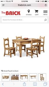 Solid Pine Santa Fe table with 6 chairs