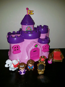 Toy castle