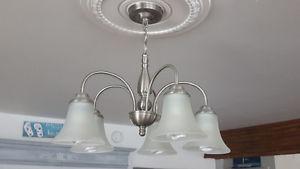 Two ceilling lights of 5 bulbs and two lights of three bulbs