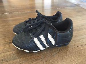 Youth soccer adidas cleats - size 11