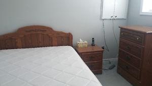 3pc bedroom set with queen size matress and boxspring