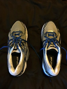 Asics GT- Mens running shoe size 11.5