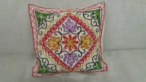 BEAUTIFUL EMBROIDERY CUSHION COVER - NEW